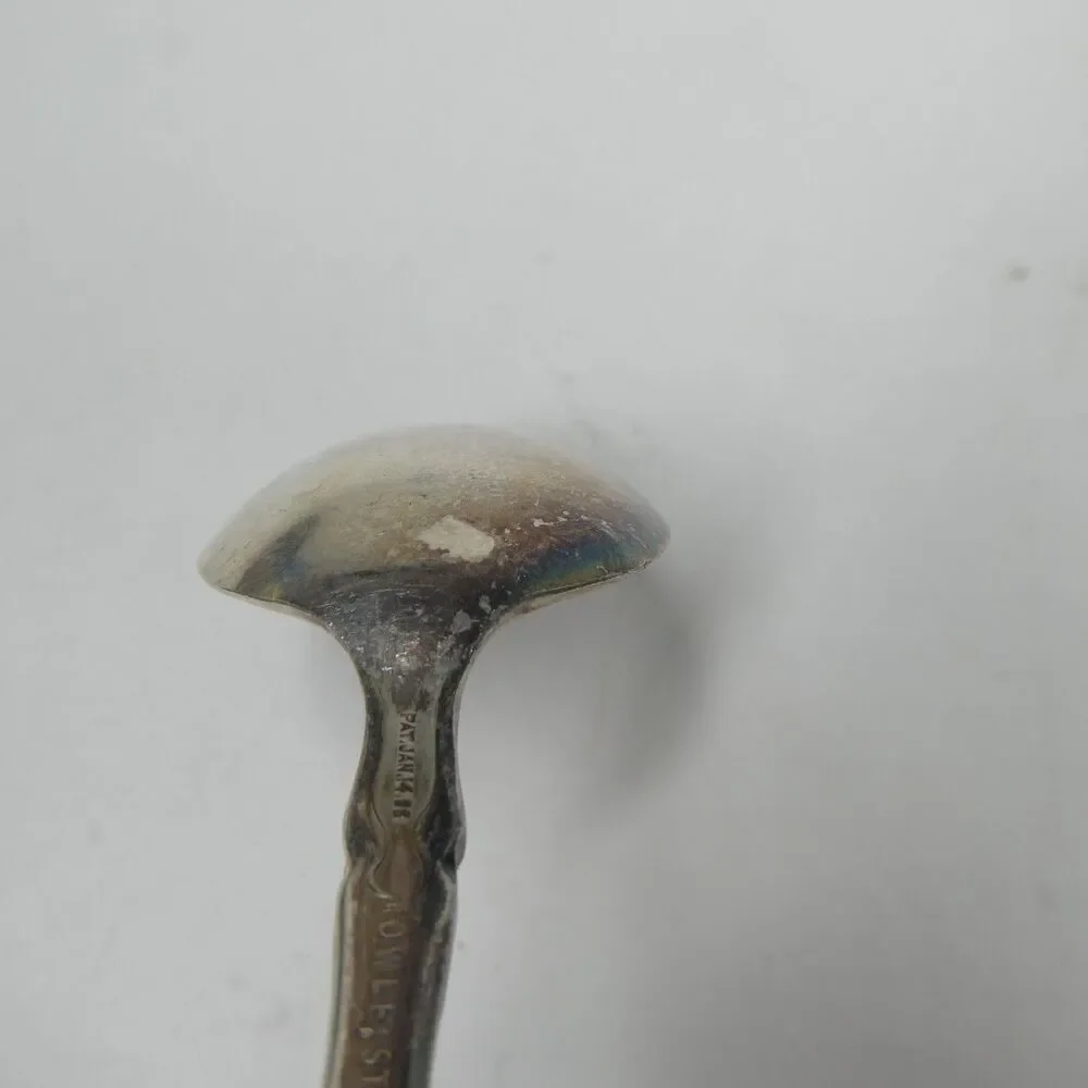 Log Cabin Syrup Towle Souvenir Spoon St. Paul USA Floral Teaspoon Antique